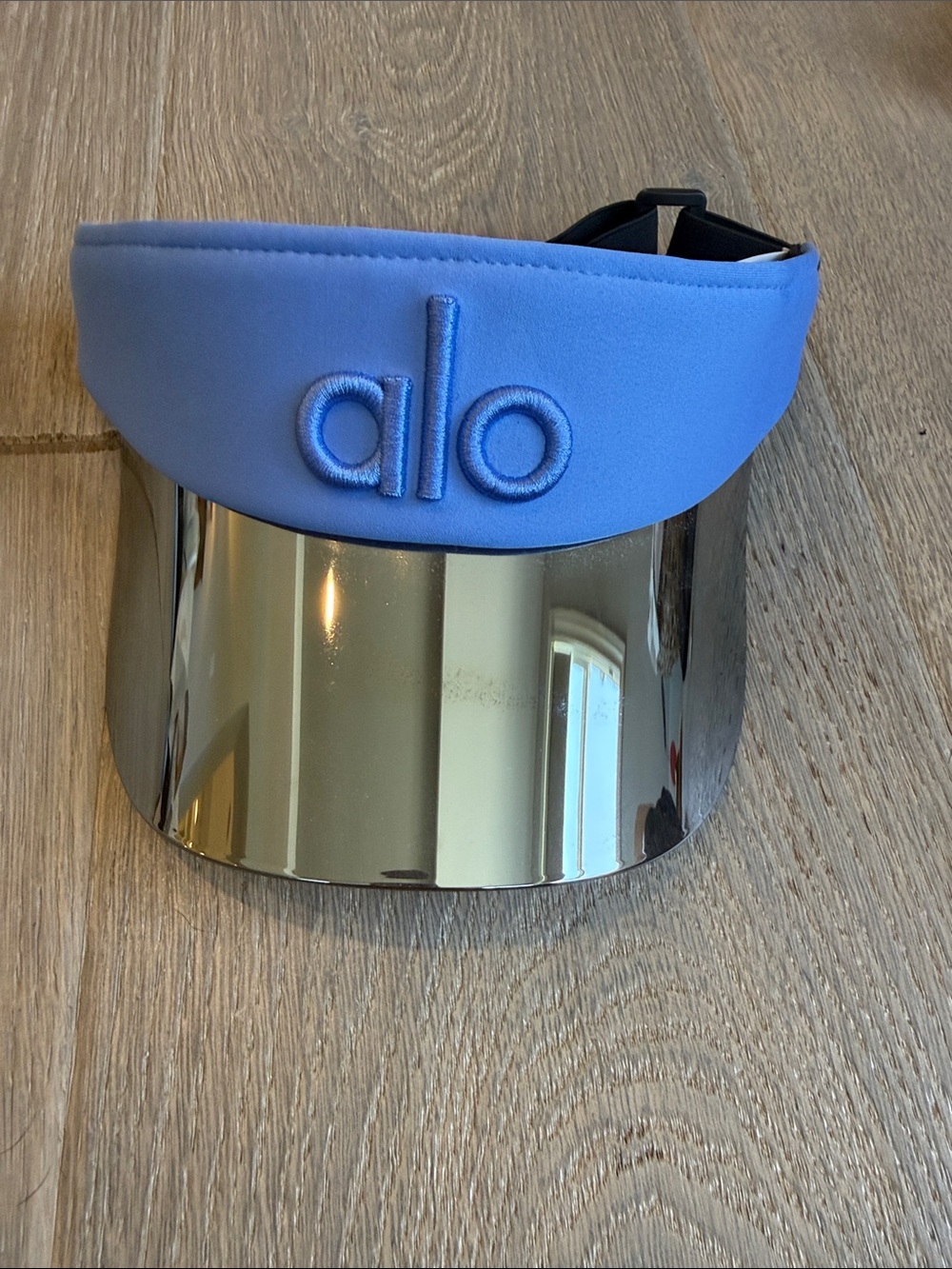 ALO Yoga Periwinkle Visor with Mirrored Silver Shield